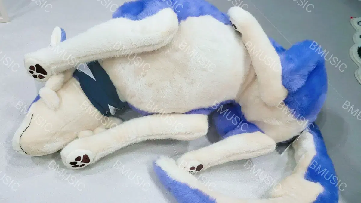 thumbnail-4